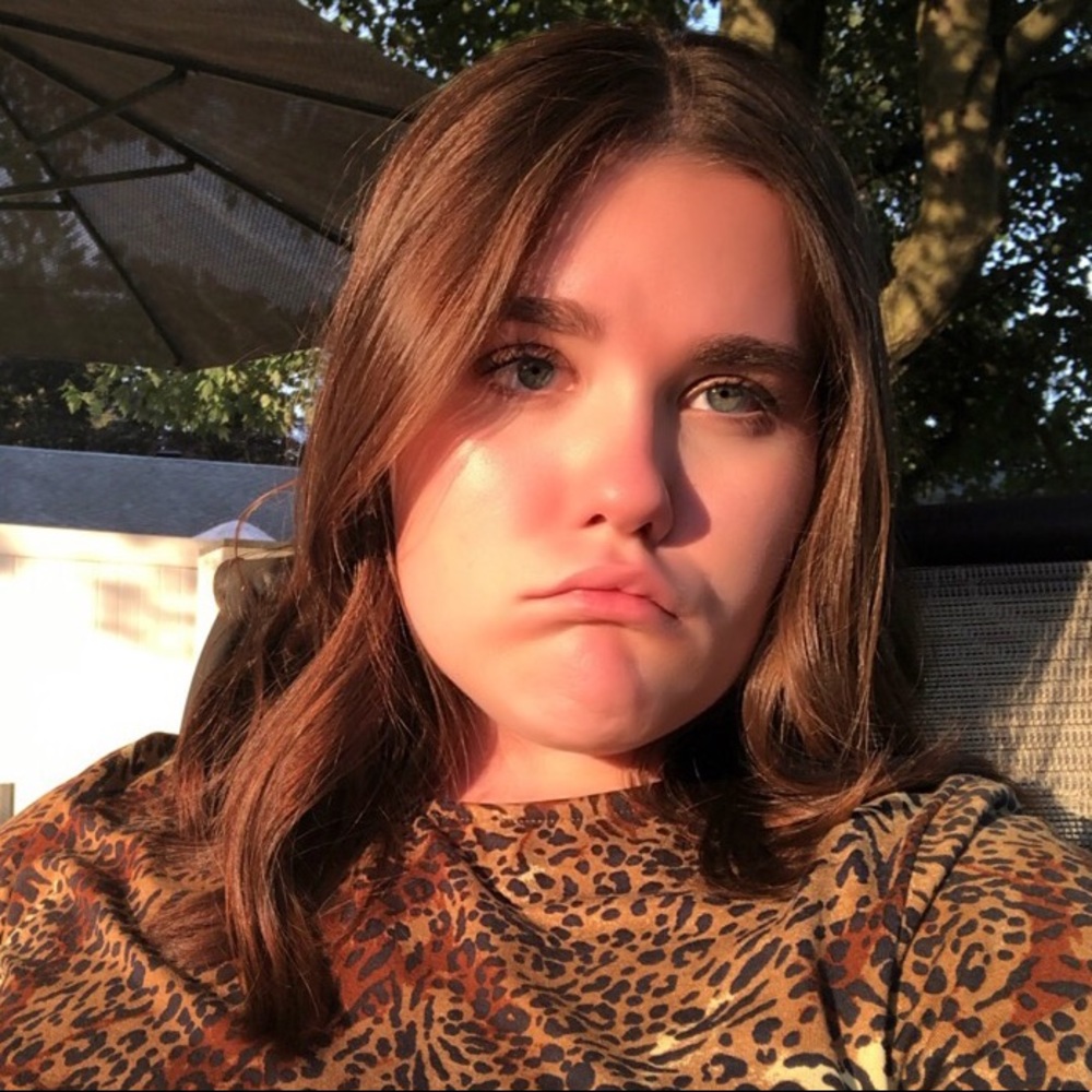 Meet your Posher, Casey